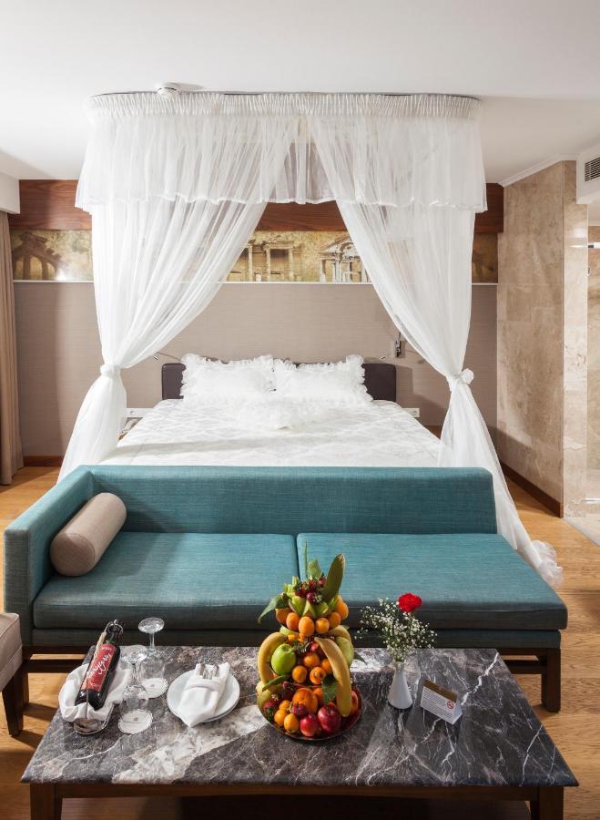 Commodore Elite Suites & Spa Ultra All Inclusive (Adults Only) Evrenseki المظهر الخارجي الصورة