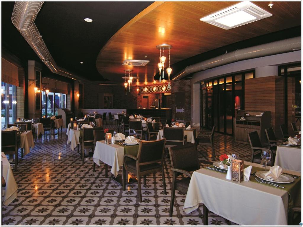 Commodore Elite Suites & Spa Ultra All Inclusive (Adults Only) Evrenseki المظهر الخارجي الصورة