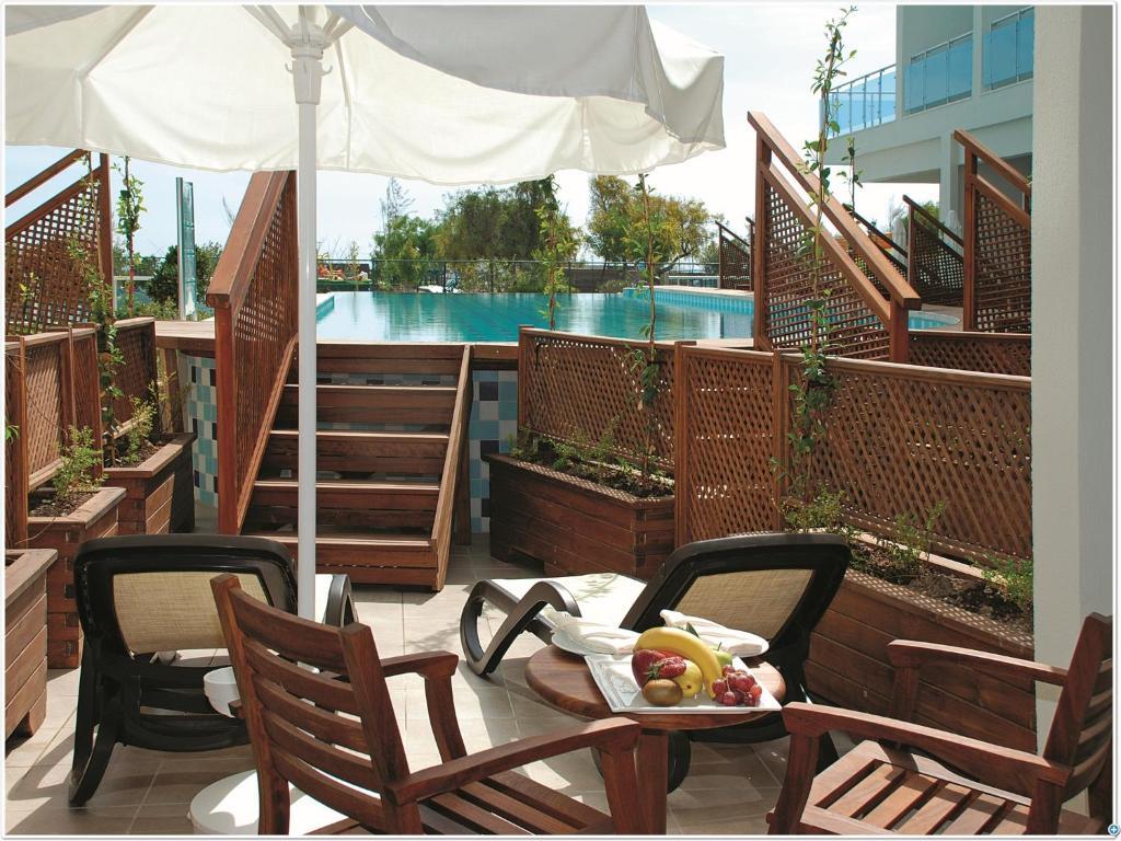 Commodore Elite Suites & Spa Ultra All Inclusive (Adults Only) Evrenseki المظهر الخارجي الصورة