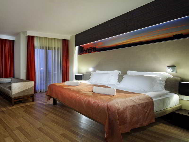 Commodore Elite Suites & Spa Ultra All Inclusive (Adults Only) Evrenseki المظهر الخارجي الصورة