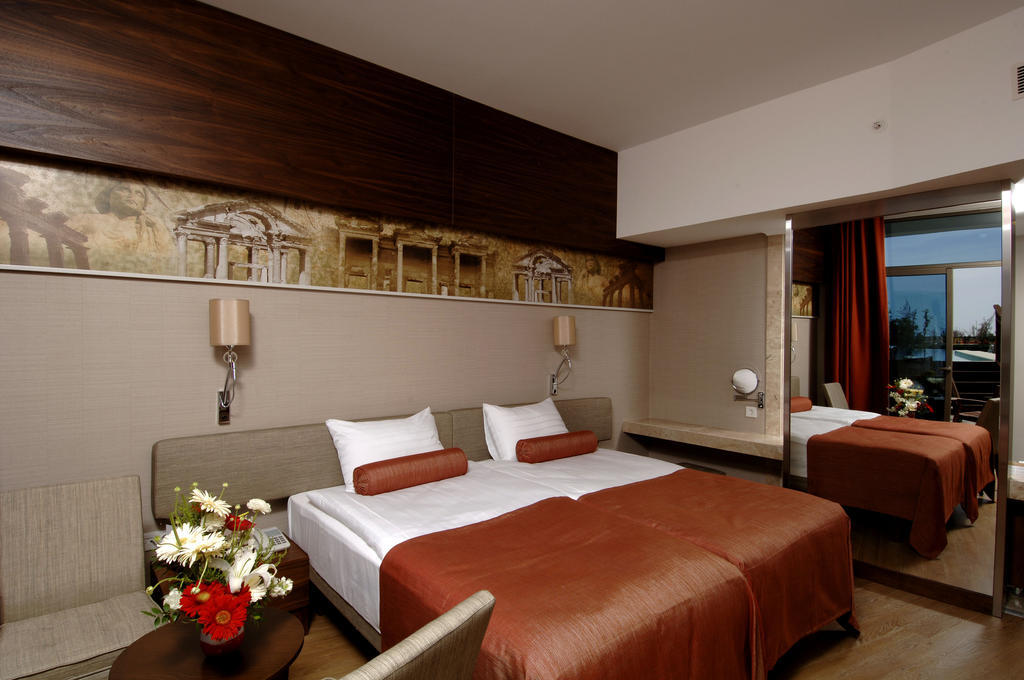 Commodore Elite Suites & Spa Ultra All Inclusive (Adults Only) Evrenseki المظهر الخارجي الصورة